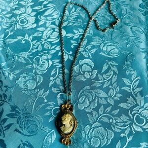 Early 1900’s Antique Rare Portrait Pendant Necklace New Silver Plated Chain.